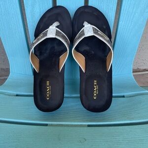 Coach Brown Flip Flops Thong Sandals Slip On Jolene Women Size 8.5